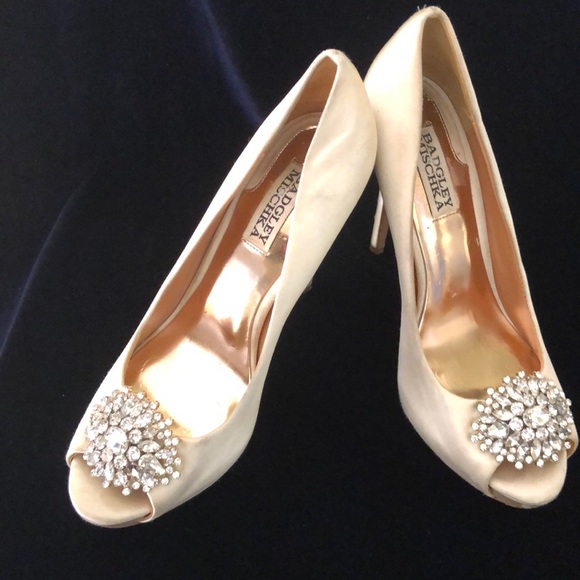 Badgley Mischka Shoes - BEAUTIFUL Badgley Mischka heels